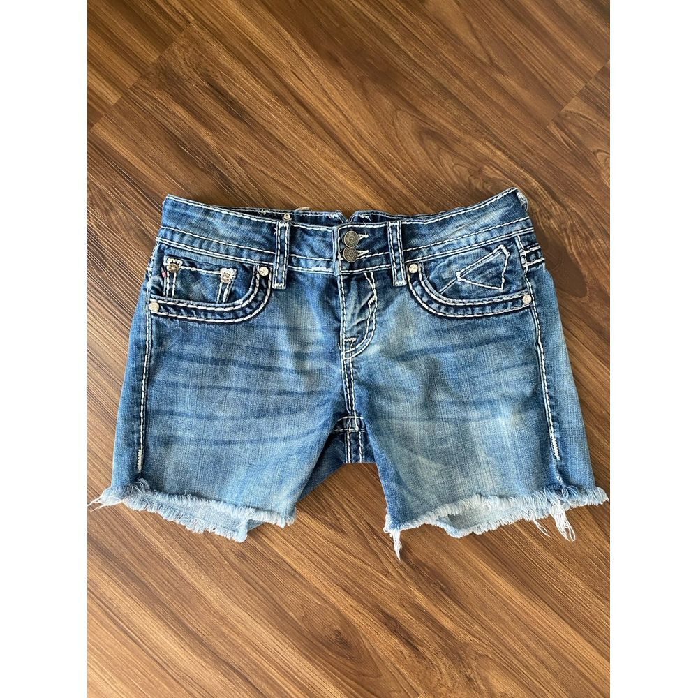 Vigoss size 5 cut off shorts